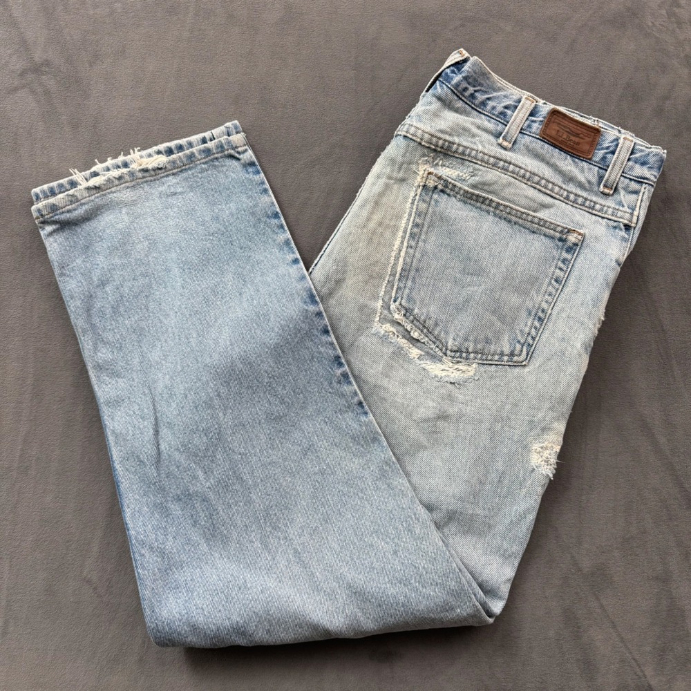 LL Bean Comfort Waist Jeans Mens 35x30 Light Wash Distressed Straight Leg Denim